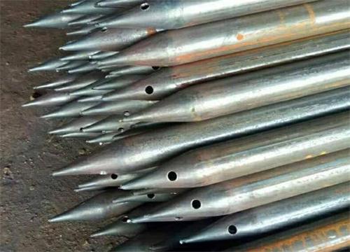 西陵隧道钢花管现货